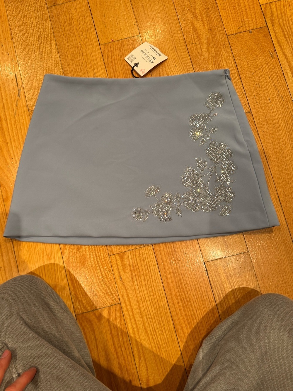 BNWT Zara light blue mini skirt with rhinestone appliqué - Picture 7 of 11